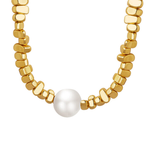 Fashionable Pearl Pendant Necklace for Women - Image 5