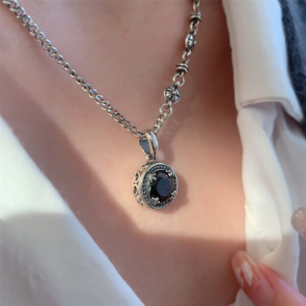 Stylish Microinlaid Necklace for Women - Image 2