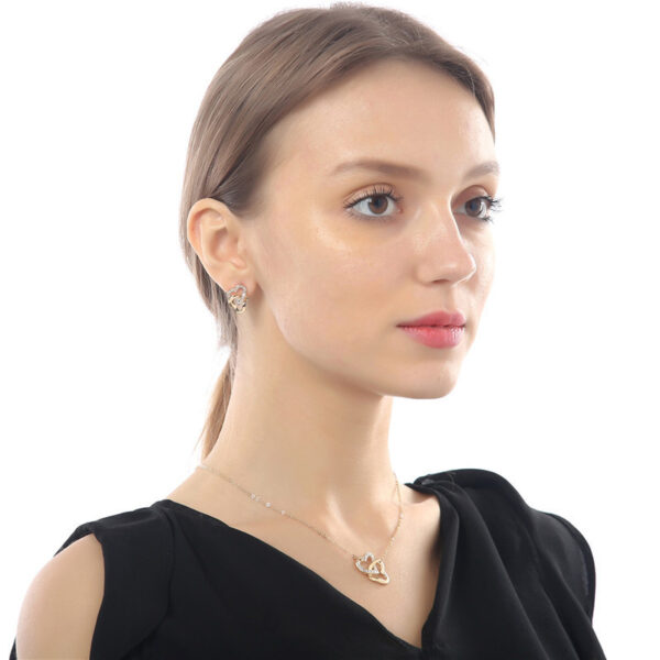 Lady Double Heart Pendant Necklace - Image 5